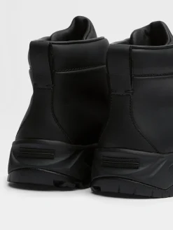 Travel In Style|Boots><noscript><img width=