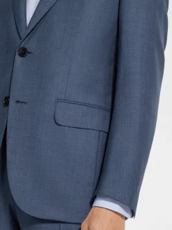 Suits><noscript><img width=