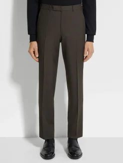 Suits><noscript><img width=