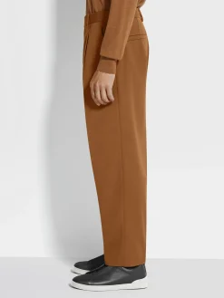 Pants><noscript><img width=