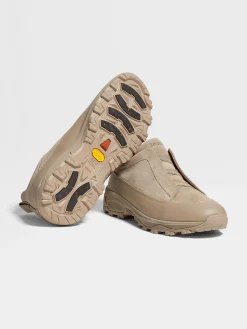 Travel In Style|Sneakers><noscript><img width=