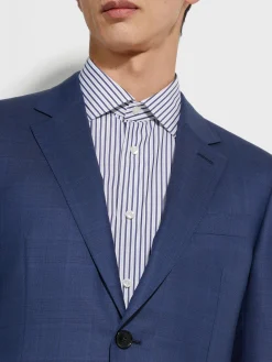 Suits><noscript><img width=